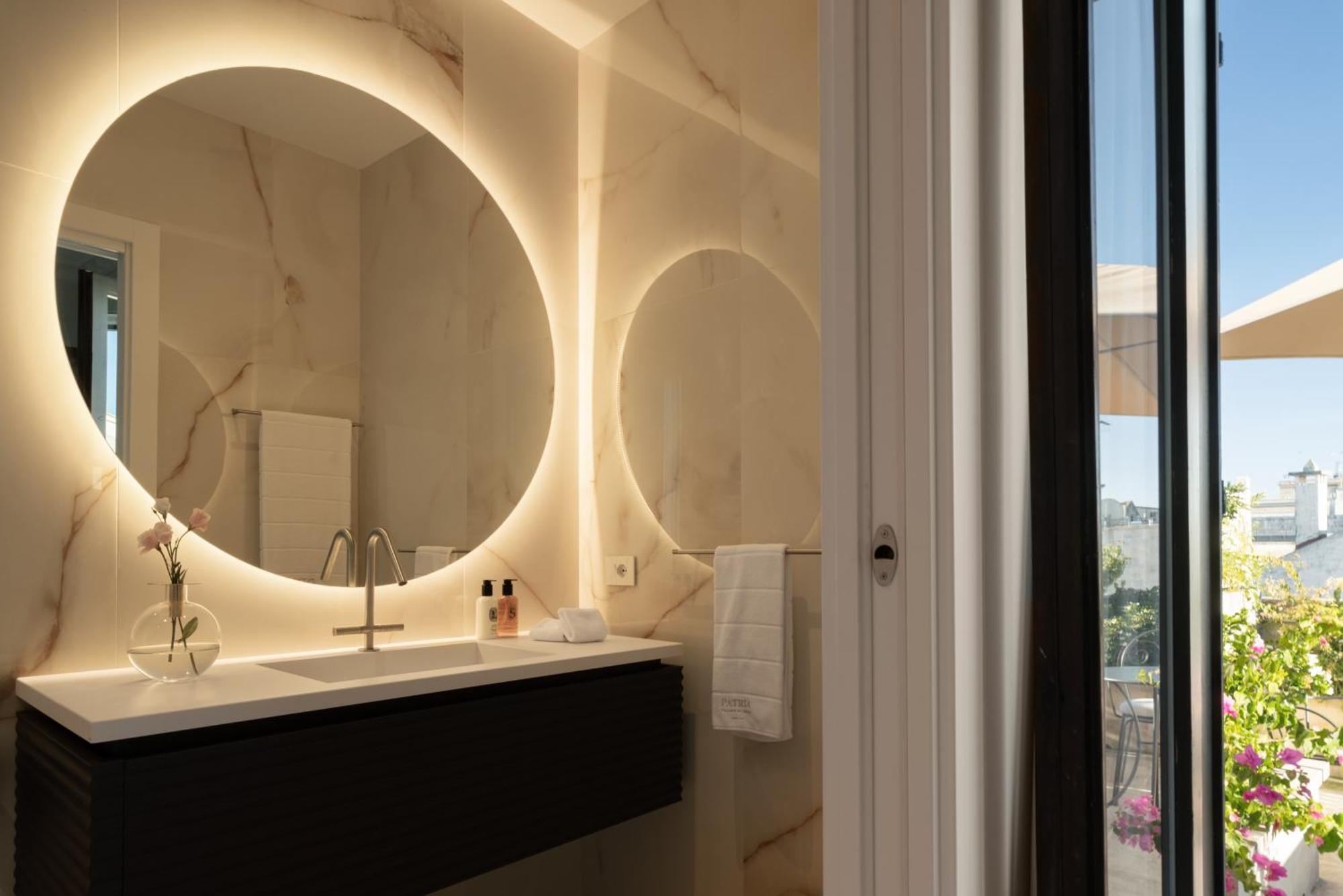 Hotel Patria Palace - The Leading Of The World